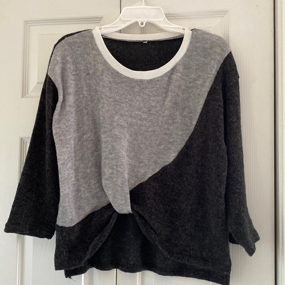 Knitted blouse